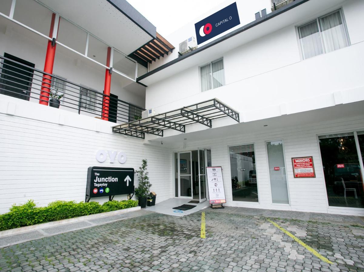 Capital O 642 The Junction Tagaytay Hotel Tagaytay City Kültér fotó